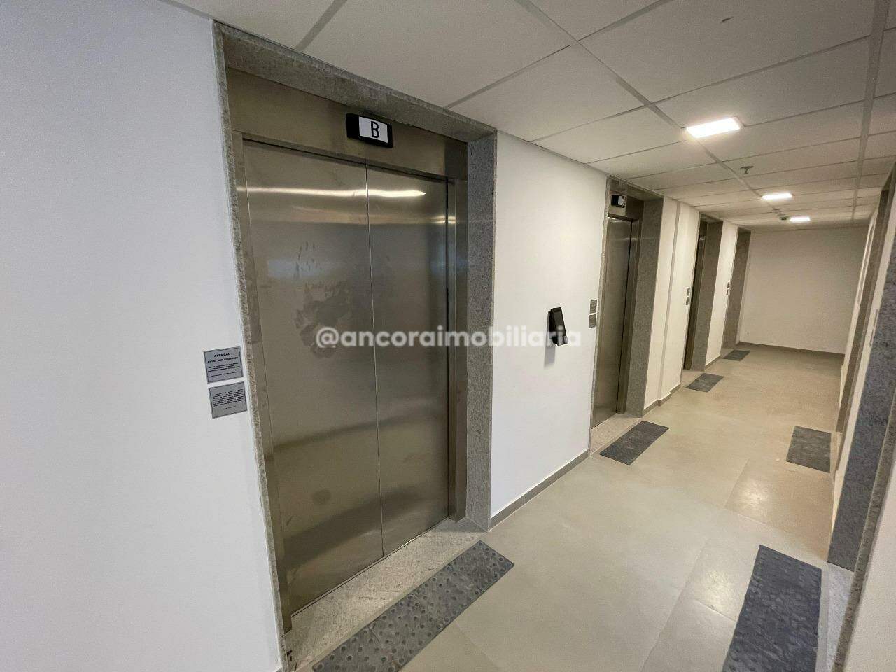 Sala para aluguel no Soledade: 
