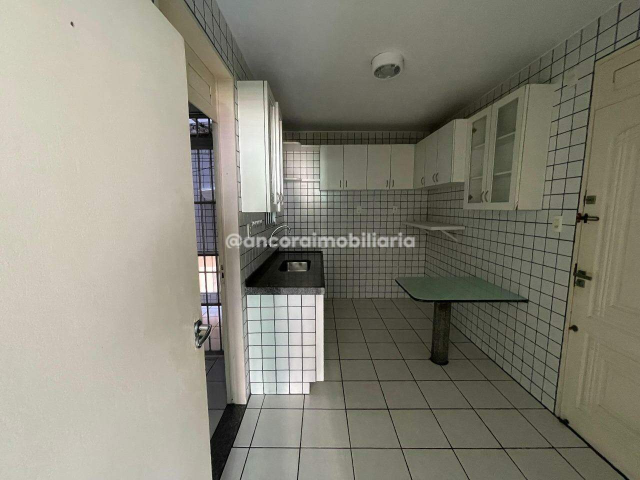 Apartamento para aluguel no Candeias: 