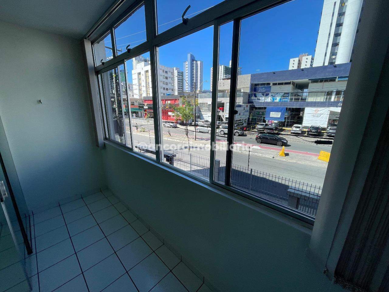 Apartamento para aluguel no Candeias: 