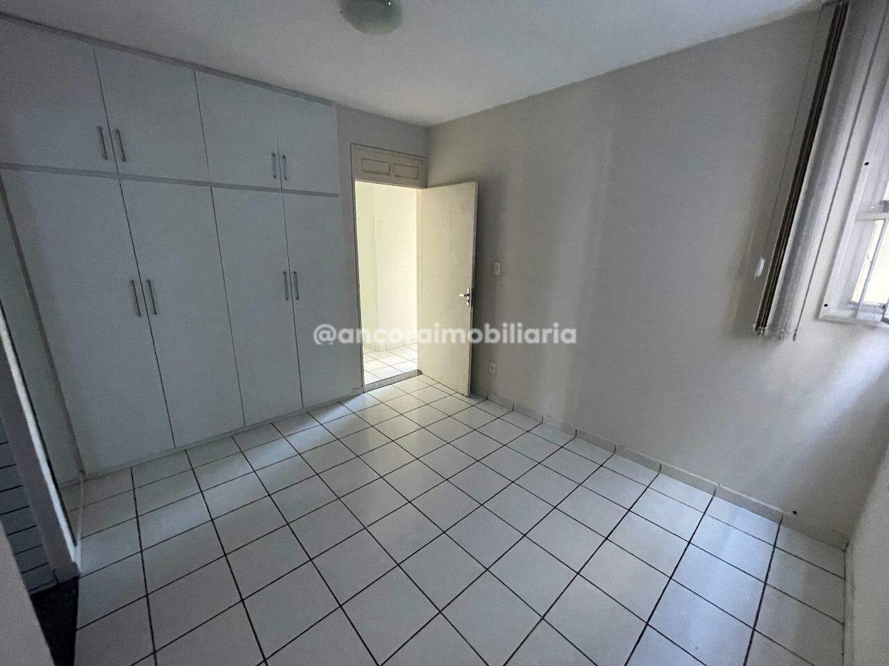 Apartamento para aluguel no Candeias: 