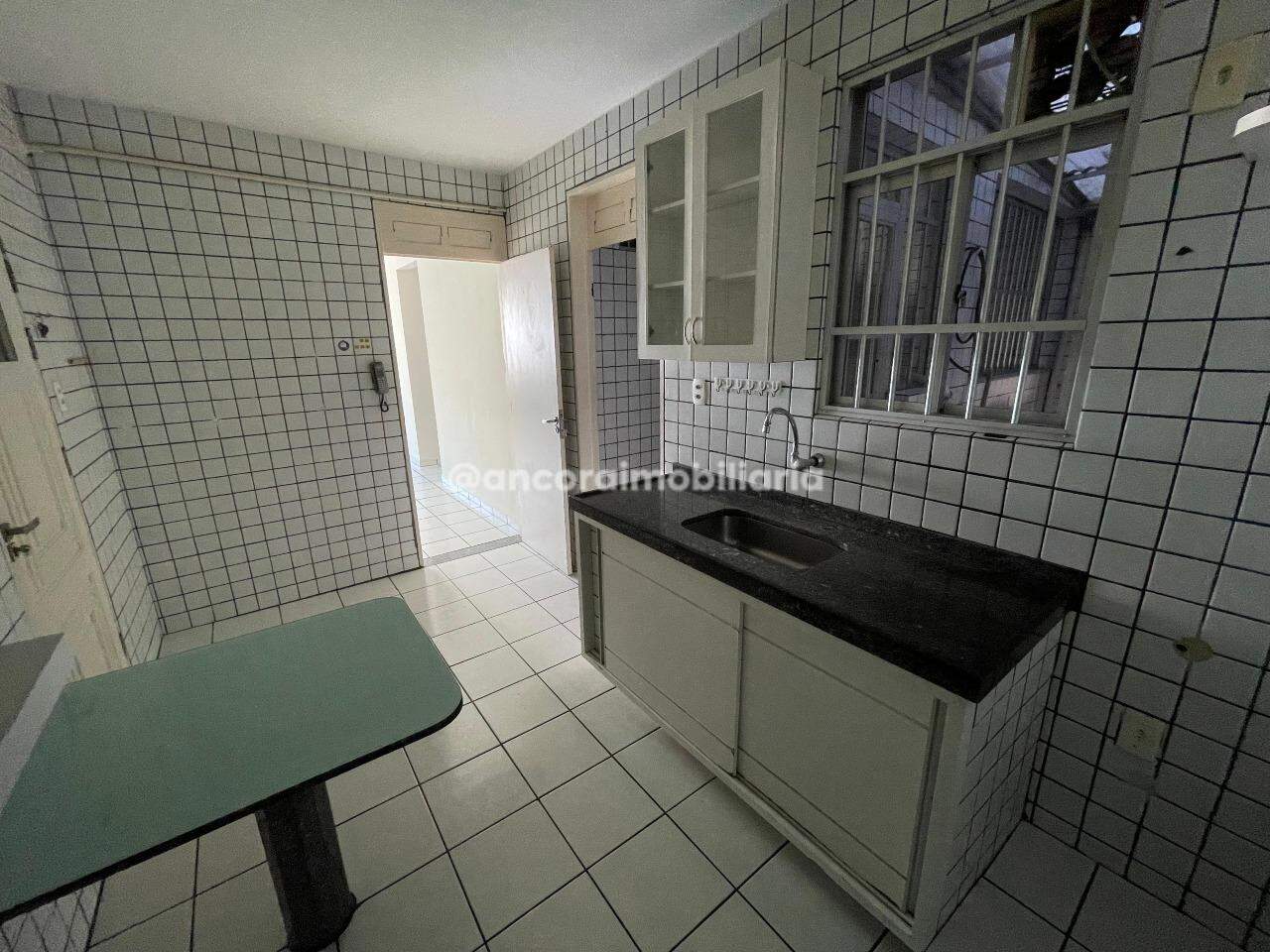Apartamento para aluguel no Candeias: 