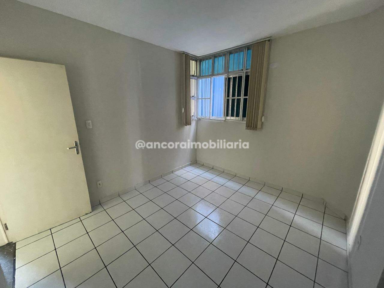 Apartamento para aluguel no Candeias: 