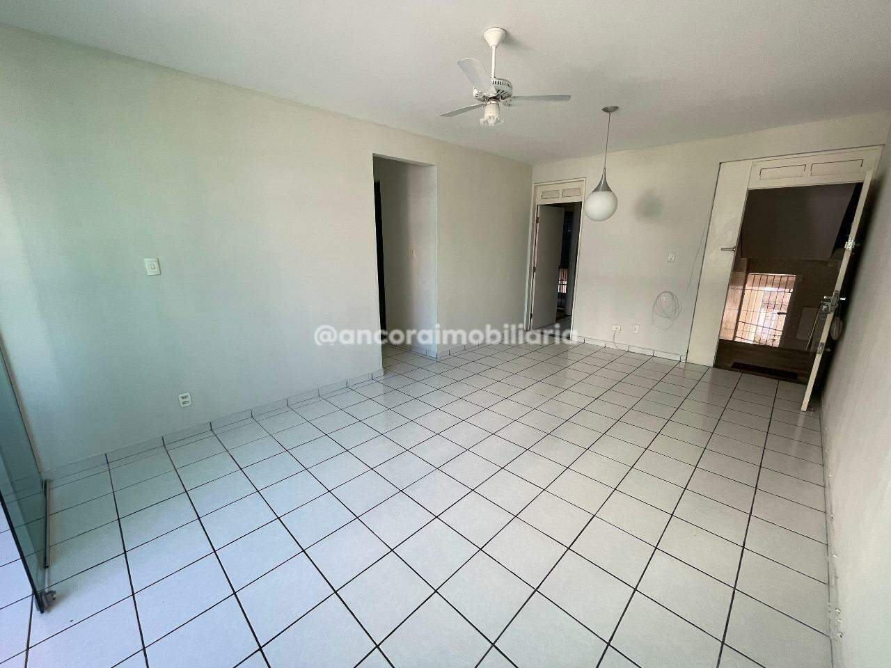 Apartamento para aluguel no Candeias: 