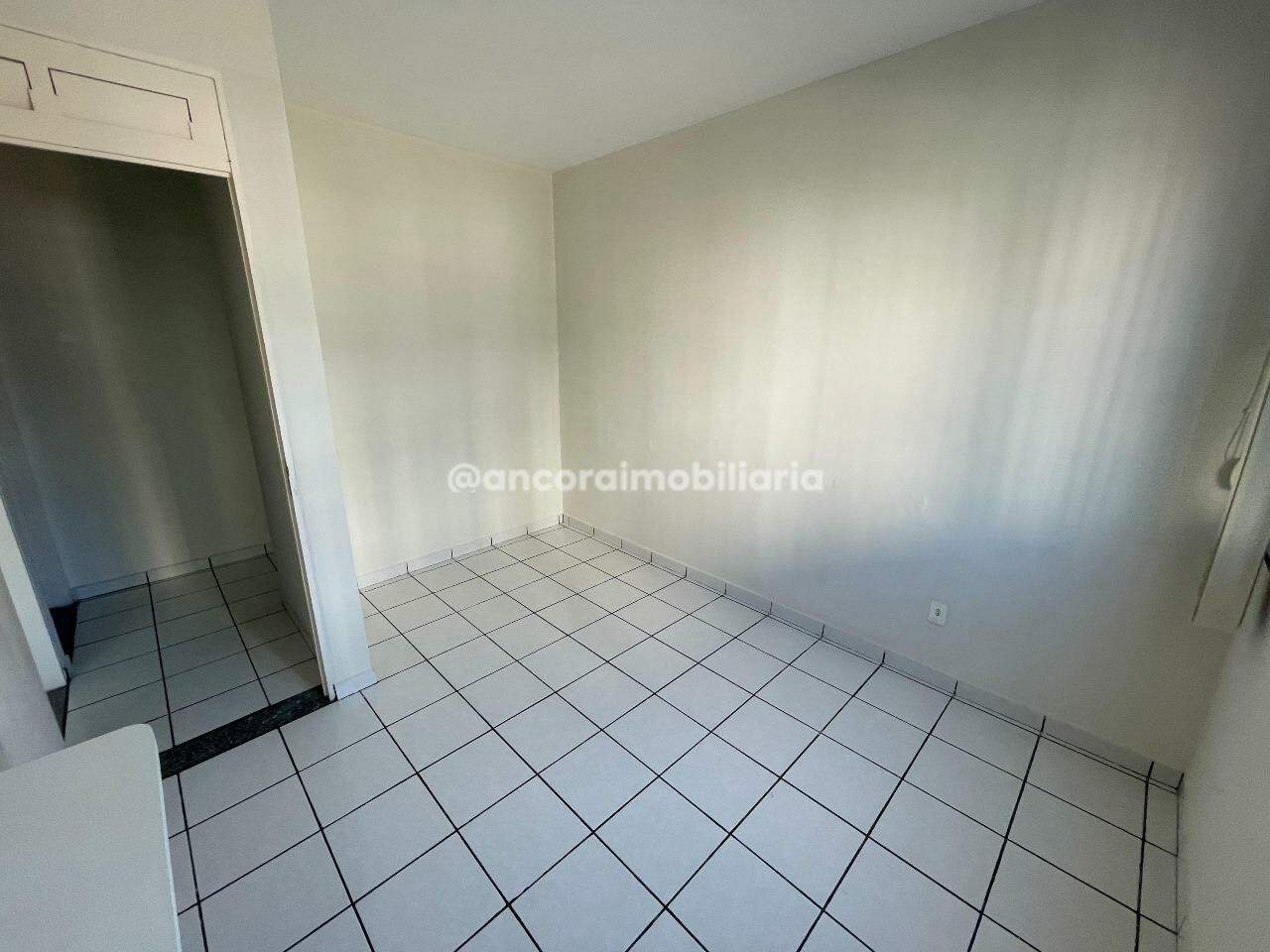 Apartamento para aluguel no Candeias: 