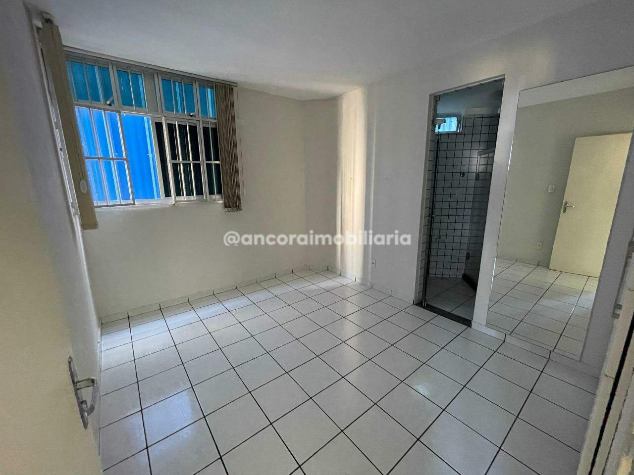 Apartamento para aluguel no Candeias: 