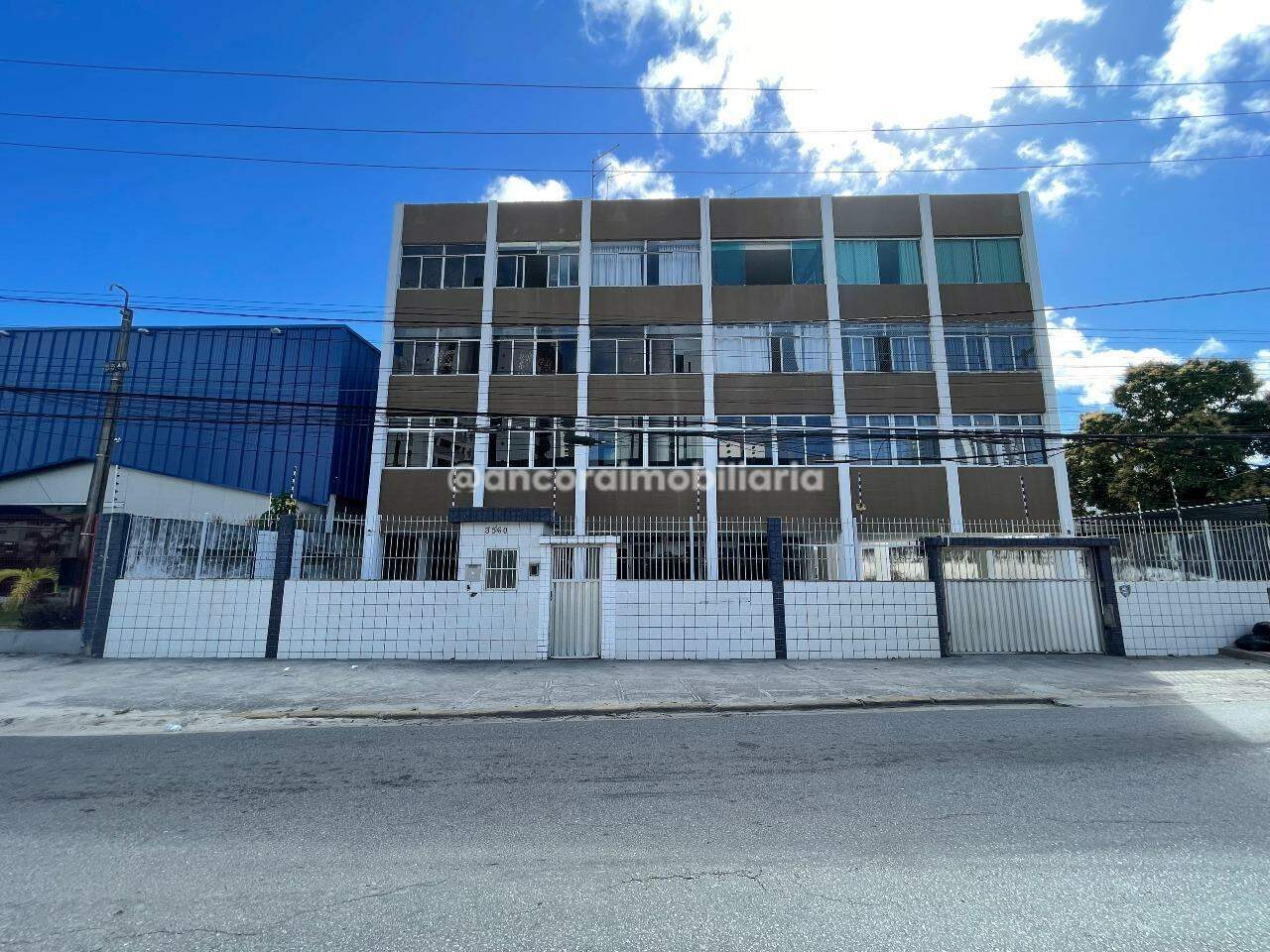 Apartamento para aluguel no Candeias: 