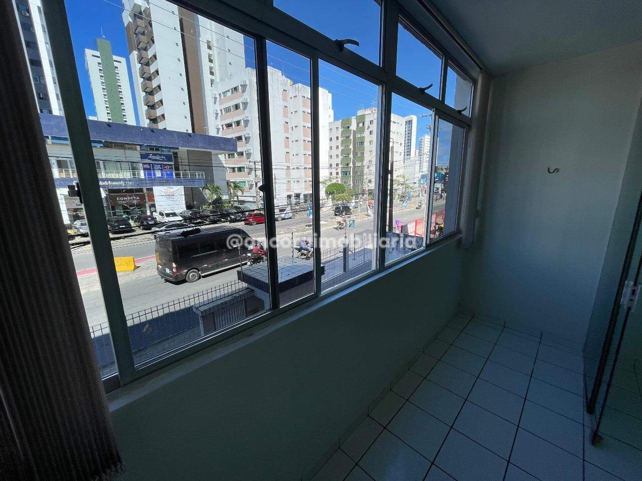 Apartamento para aluguel no Candeias: 