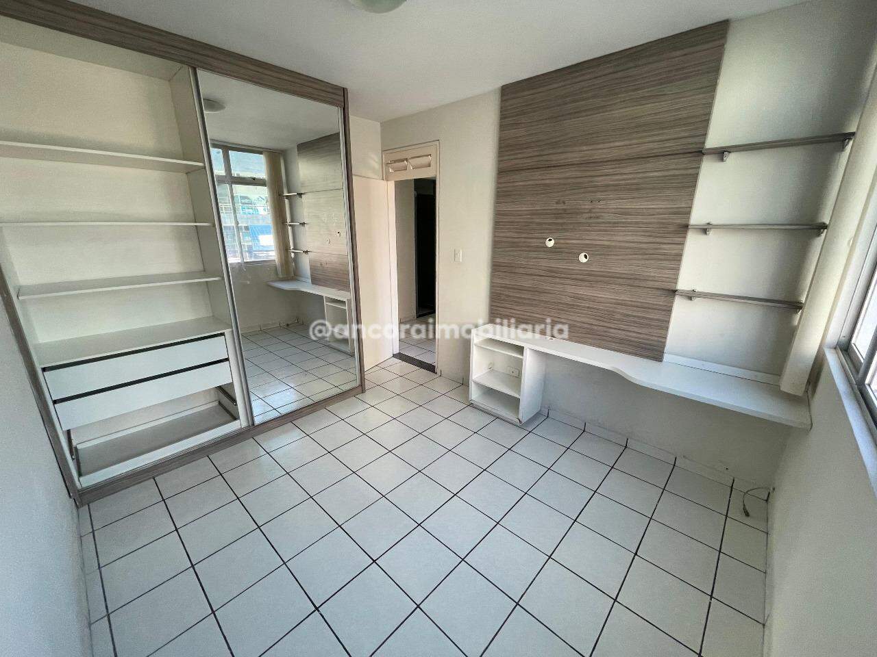 Apartamento para aluguel no Candeias: 
