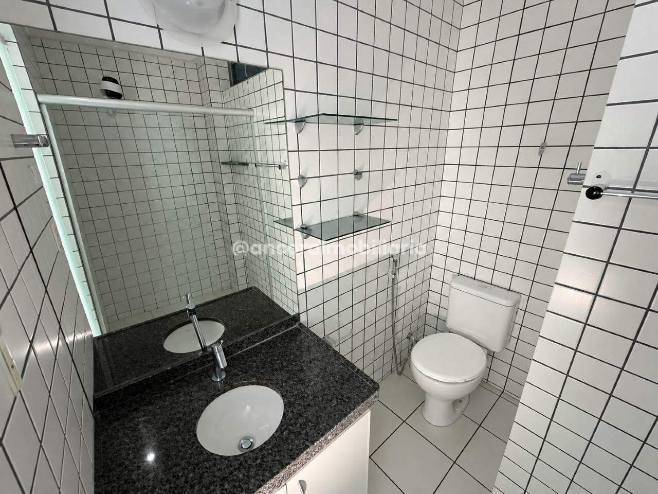 Apartamento para aluguel no Candeias: 