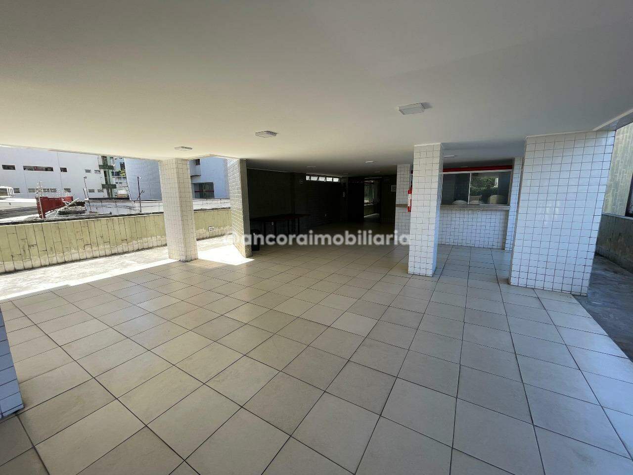 Apartamento para aluguel no Espinheiro: 