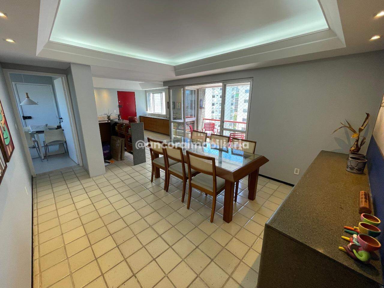 Apartamento para aluguel no Espinheiro: 