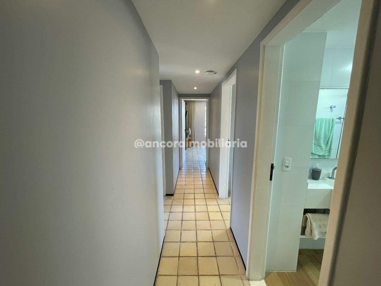 Apartamento para aluguel no Espinheiro: 