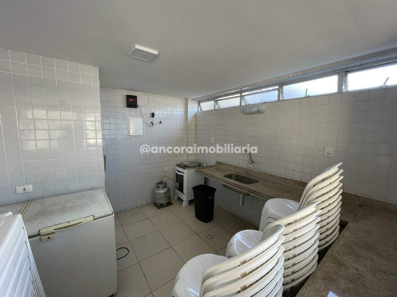 Apartamento para aluguel no Espinheiro: 