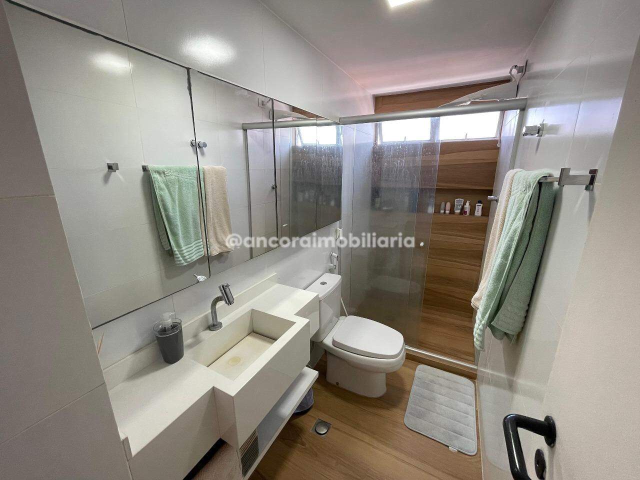 Apartamento para aluguel no Espinheiro: 