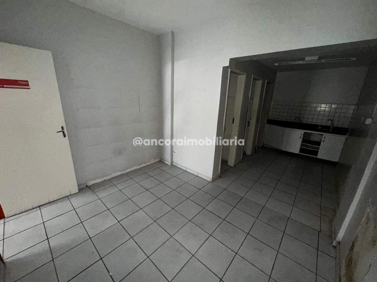 Sala para aluguel no Santo Antonio: 