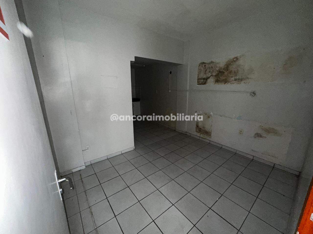 Sala para aluguel no Santo Antonio: 