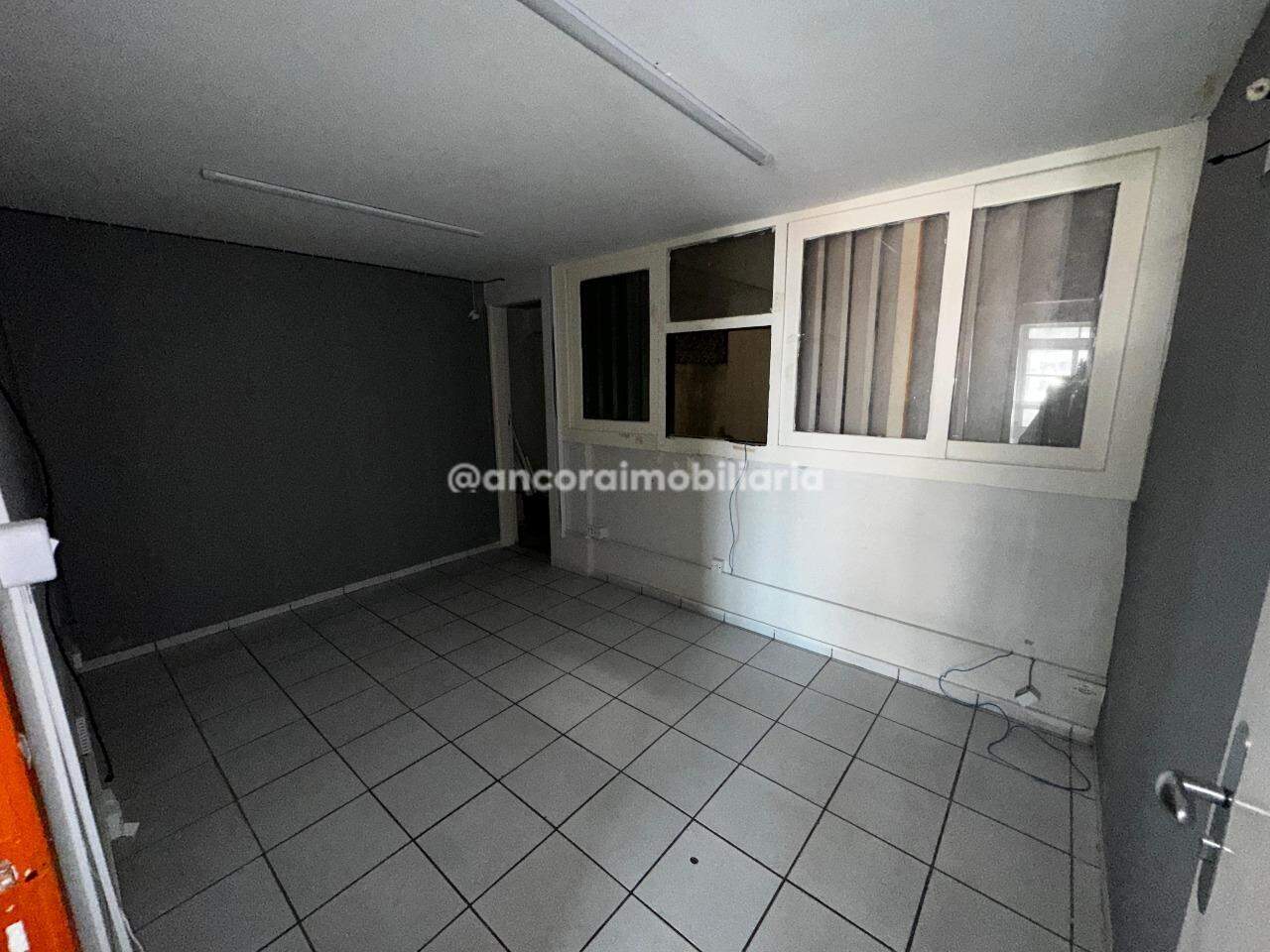 Sala para aluguel no Santo Antonio: 