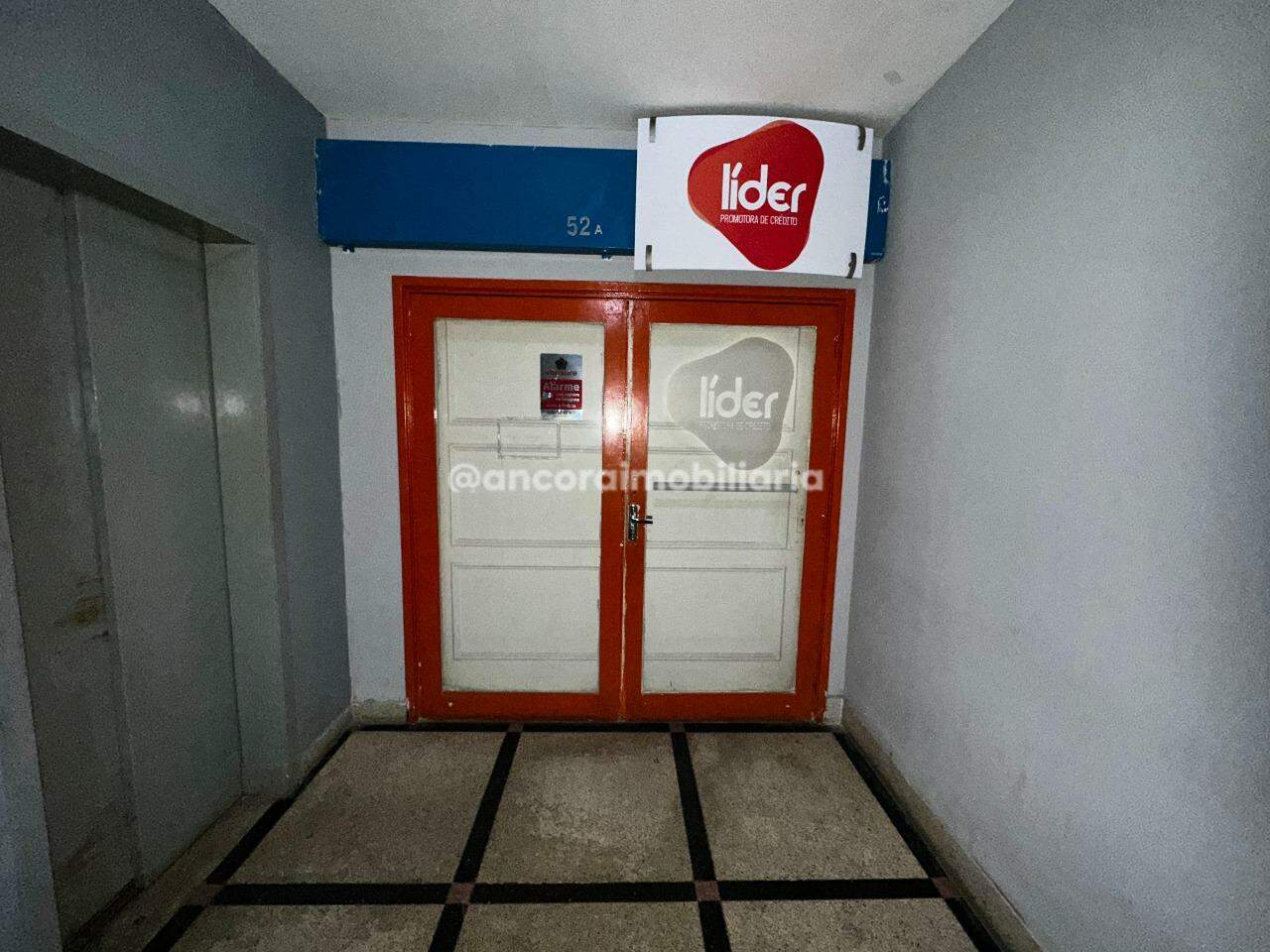 Sala para aluguel no Santo Antonio: 