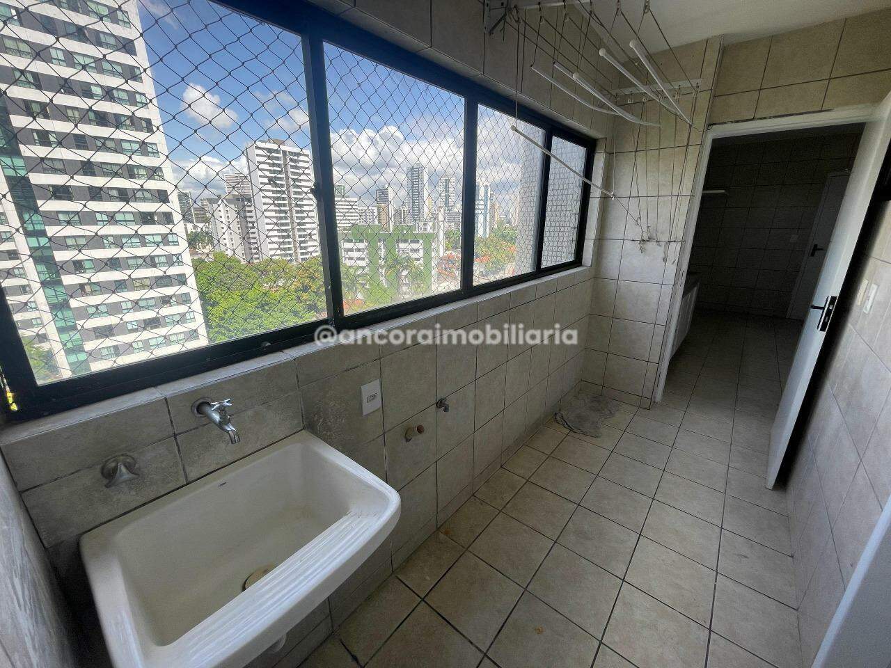 Apartamento para aluguel no Parnamirim: 