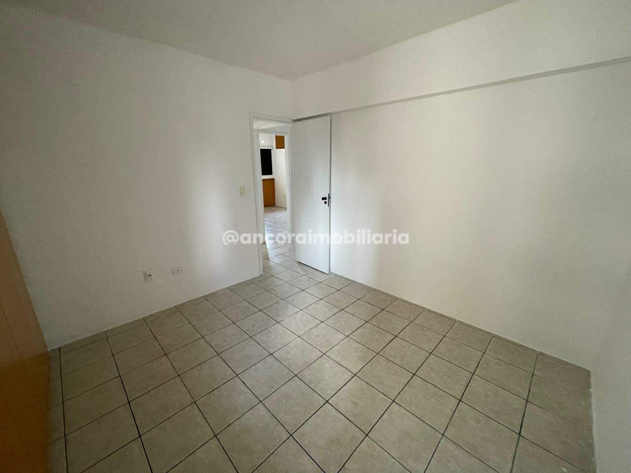 Apartamento para aluguel no Parnamirim: 