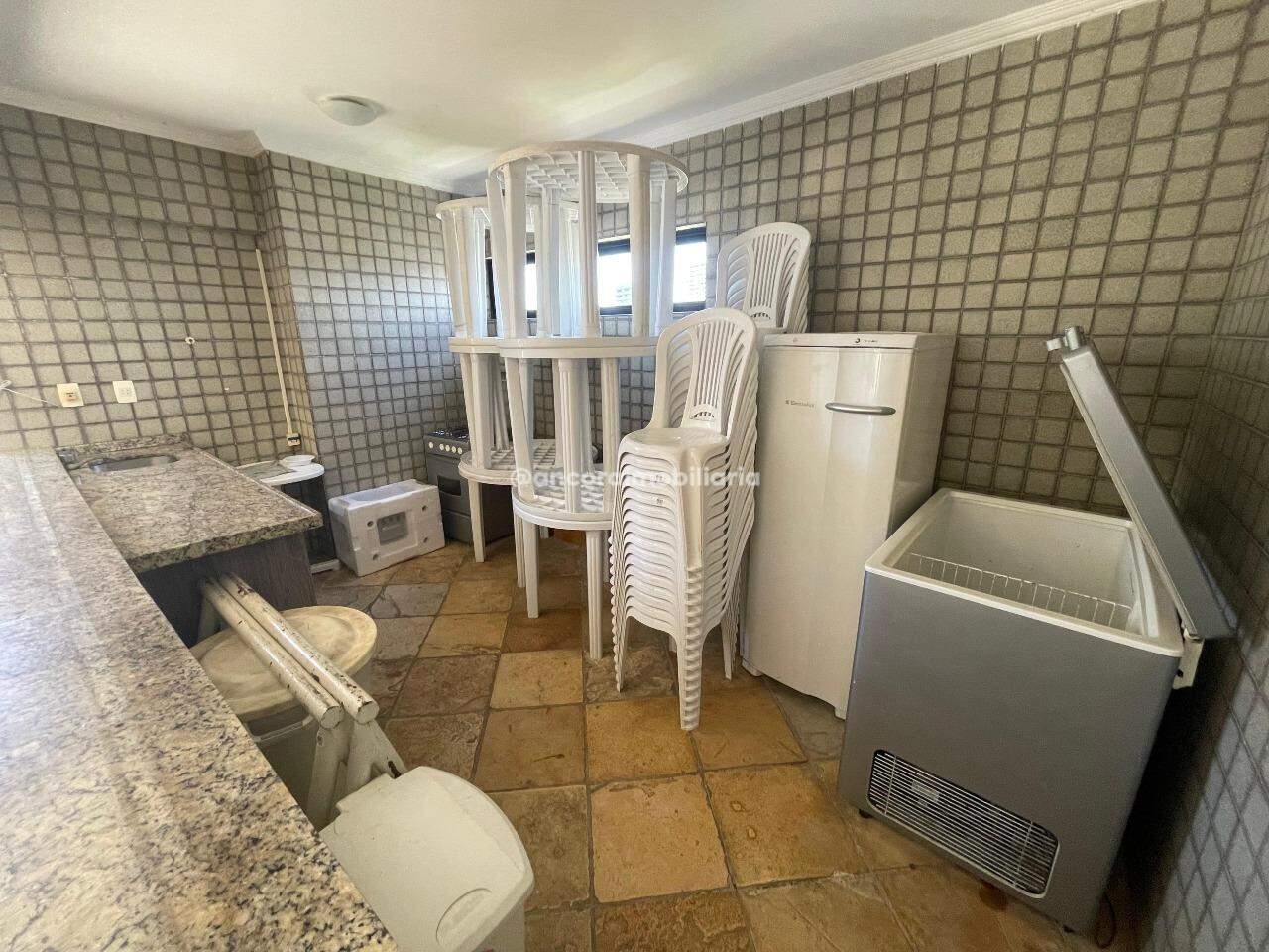 Apartamento para aluguel no Parnamirim: 