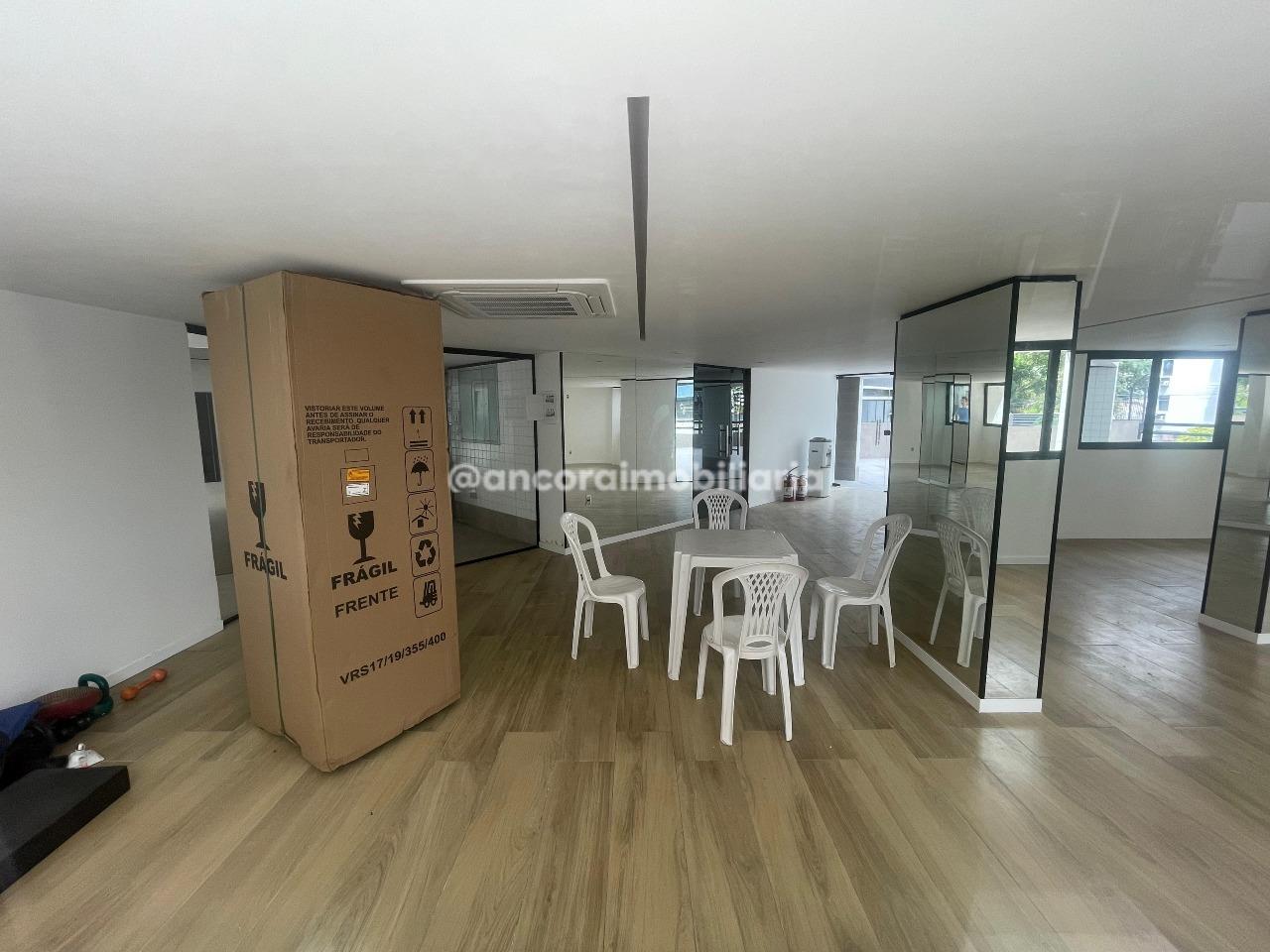 Apartamento para aluguel no Tamarineira: 