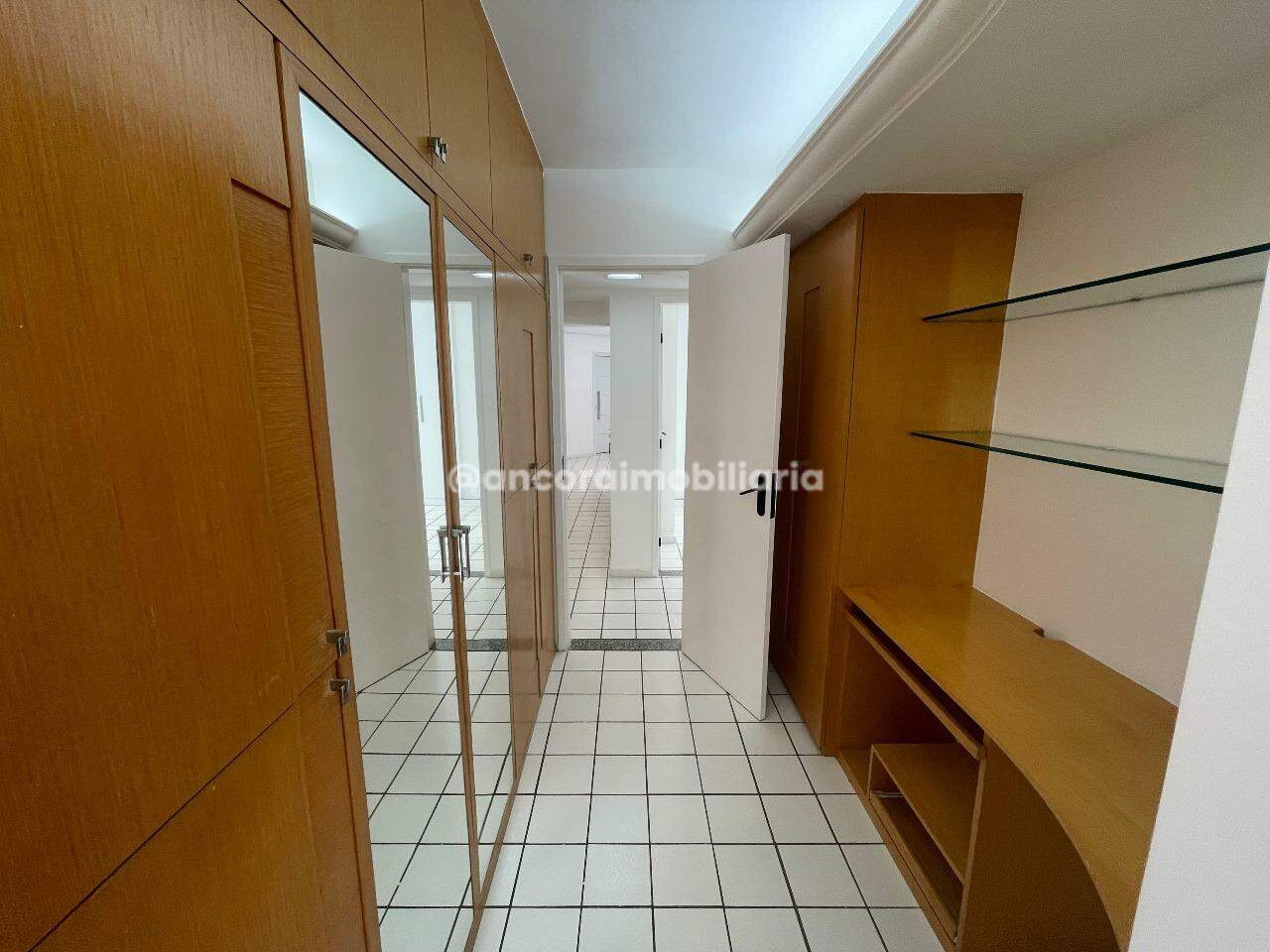 Apartamento para aluguel no Tamarineira: 