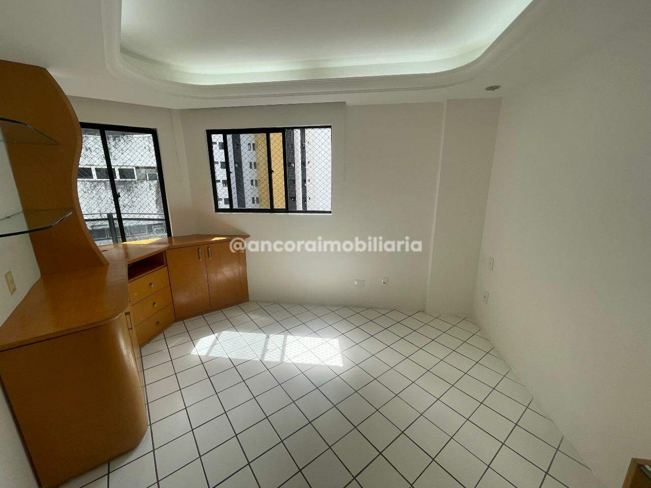 Apartamento para aluguel no Tamarineira: 