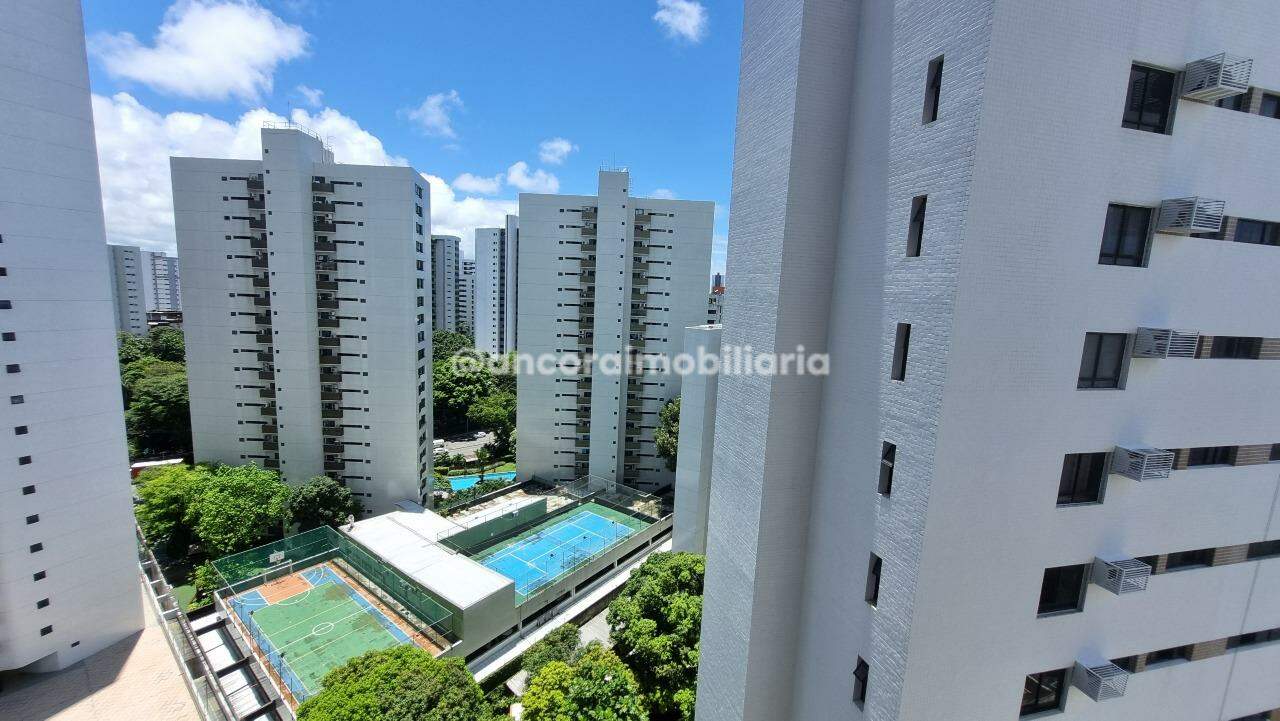 Apartamento à venda no Parnamirim: 