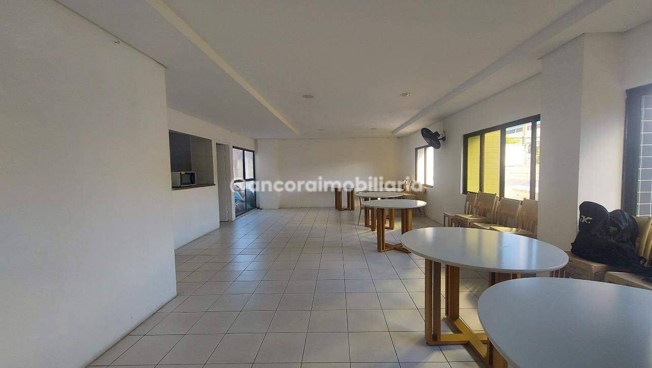 Apartamento à venda no Pina: 