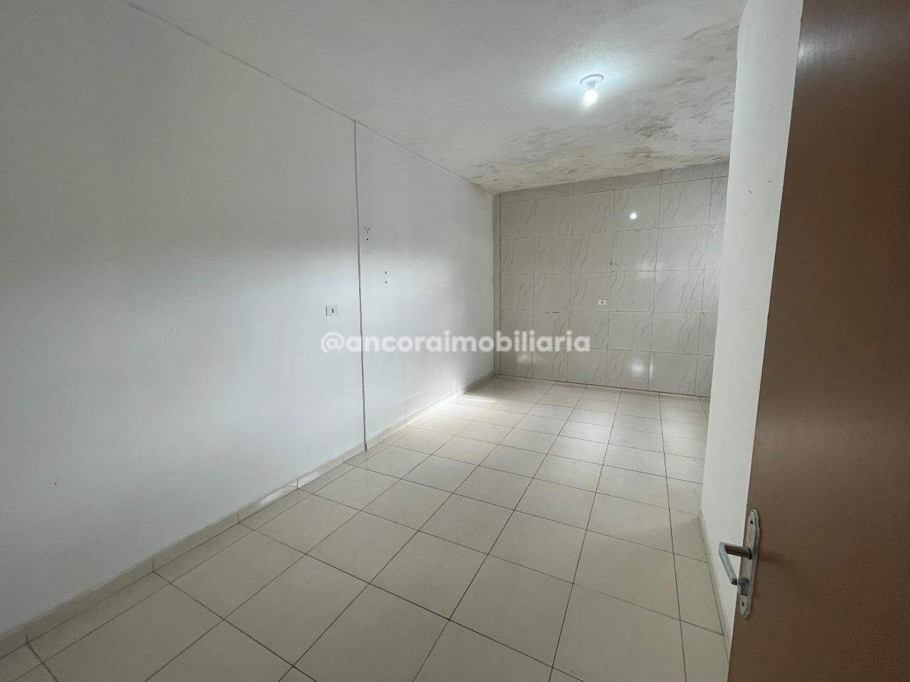 Casa para aluguel no Bongi: 