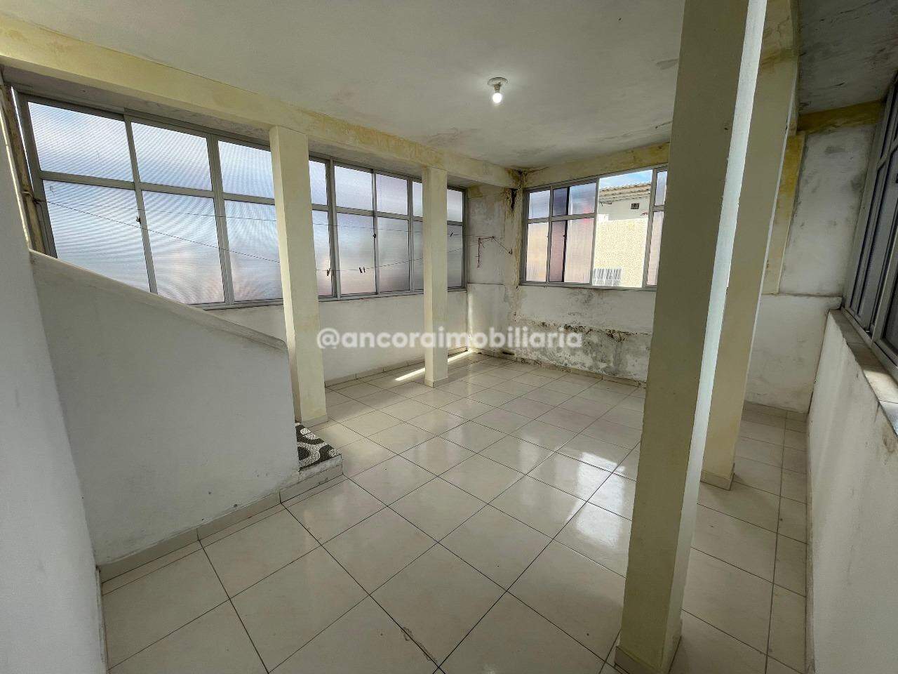Casa para aluguel no Bongi: 