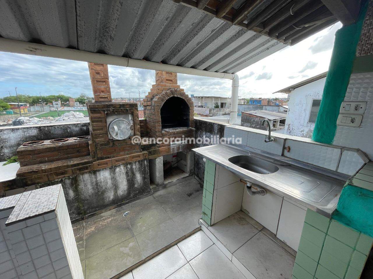 Casa para aluguel no Bongi: 