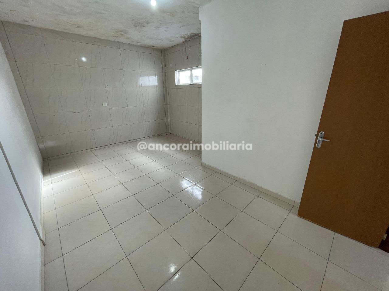 Casa para aluguel no Bongi: 