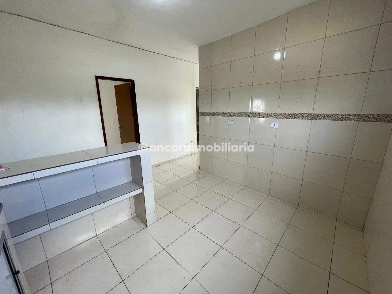 Casa para aluguel no Bongi: 