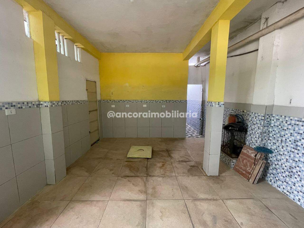 Casa para aluguel no Bongi: 