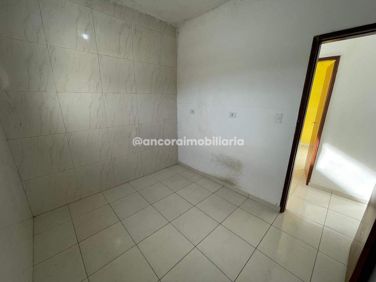 Casa para aluguel no Bongi: 