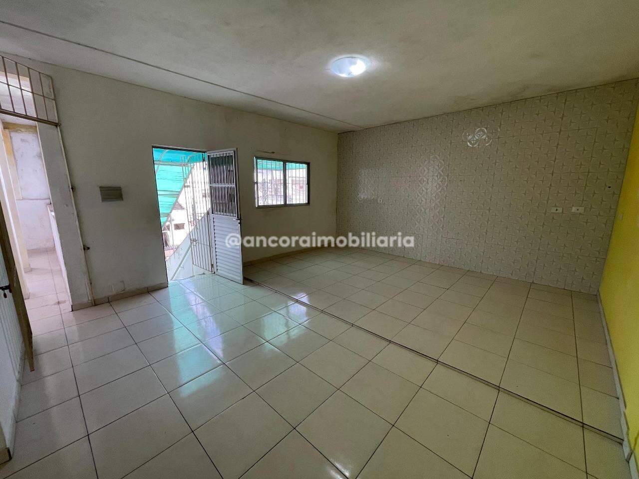 Casa para aluguel no Bongi: 