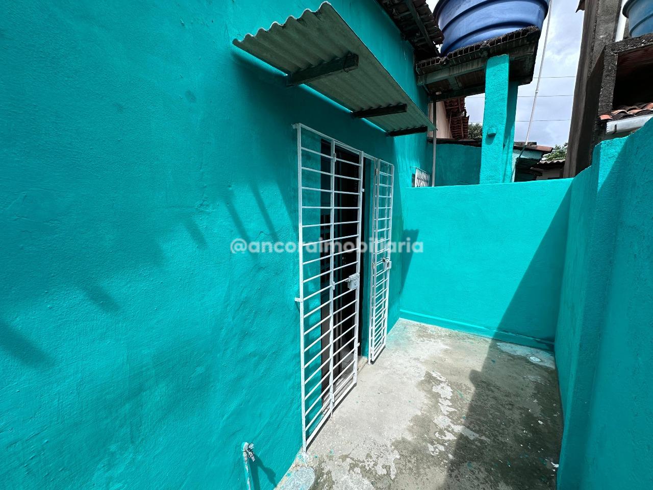 Casa para aluguel no Cordeiro: 