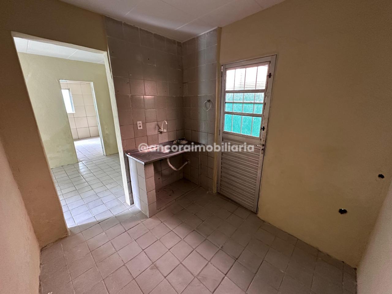 Casa para aluguel no Cordeiro: 