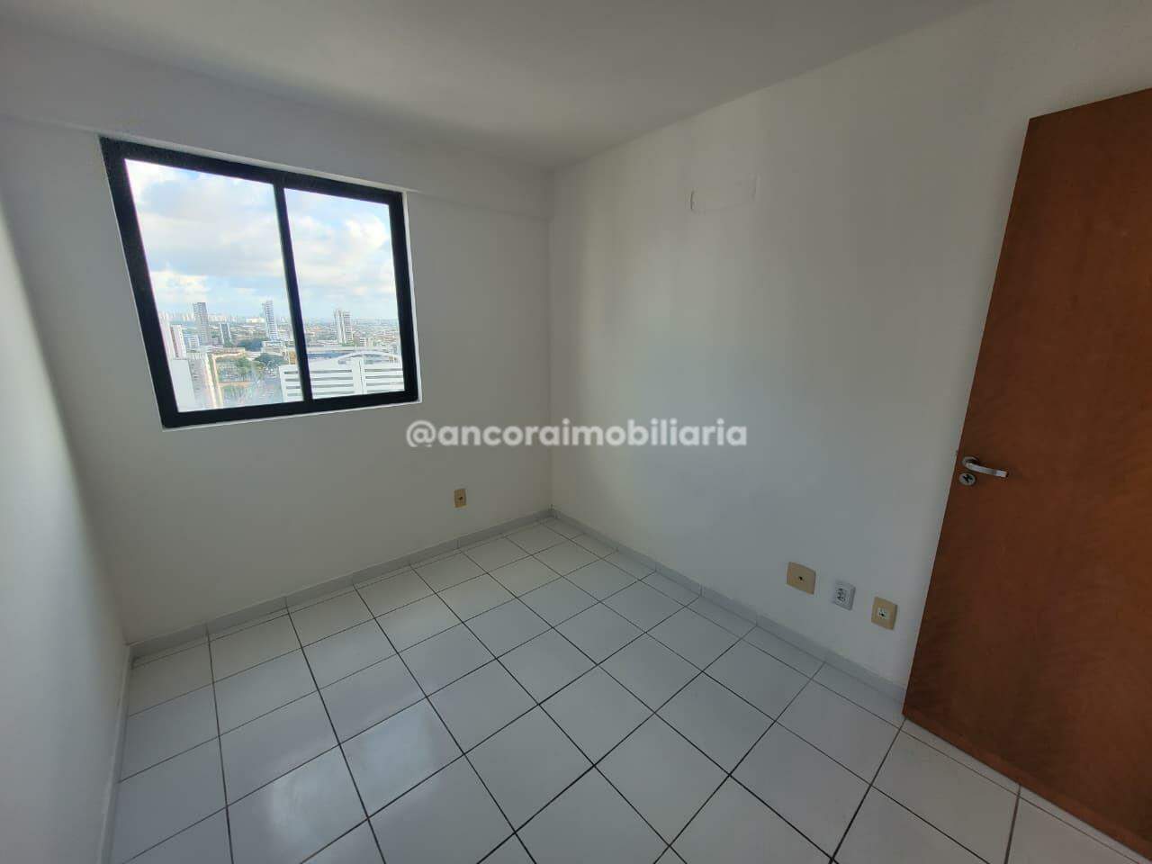 Apartamento para aluguel no Madalena: 