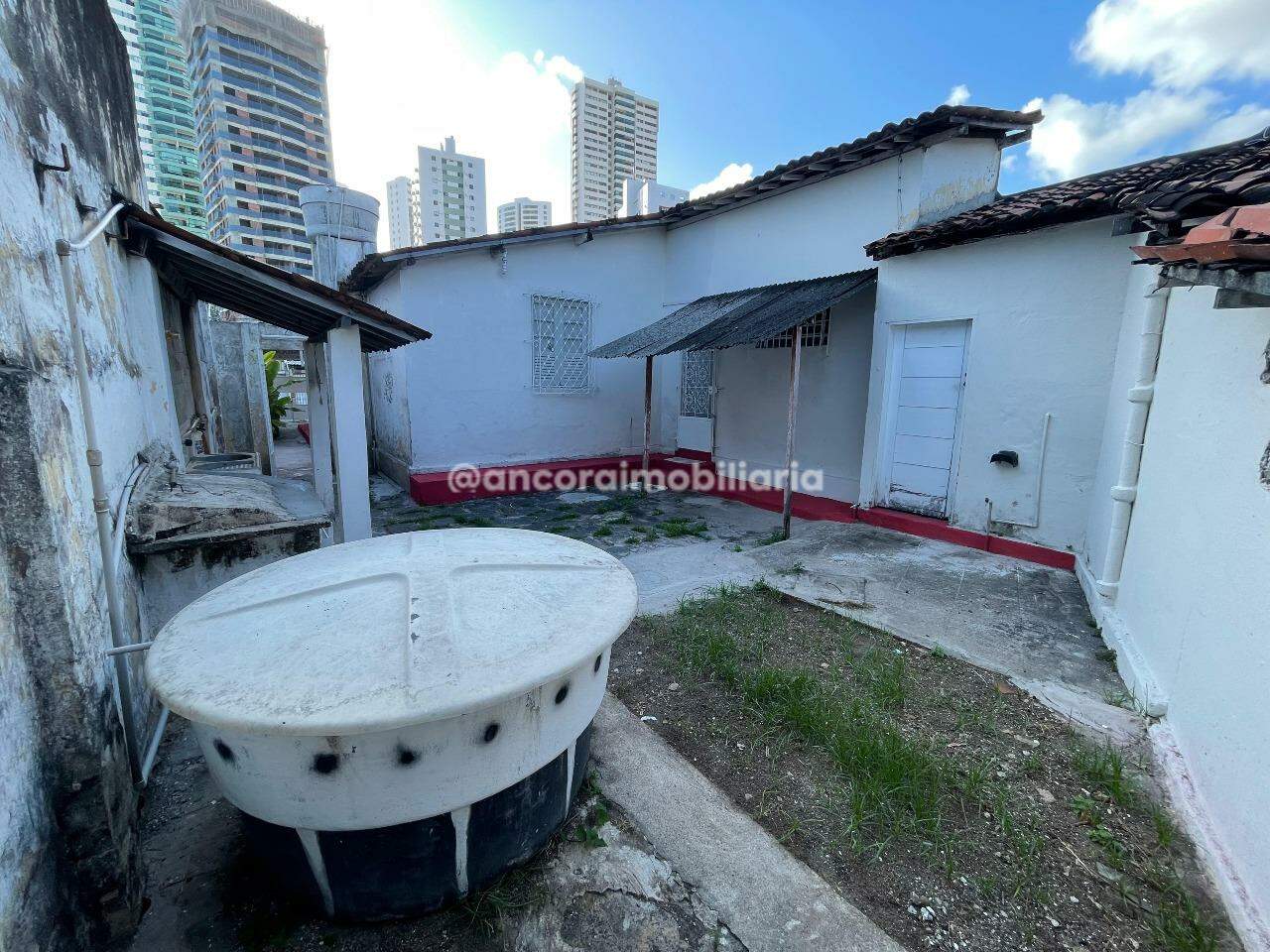 Casa para aluguel no Encruzilhada: 