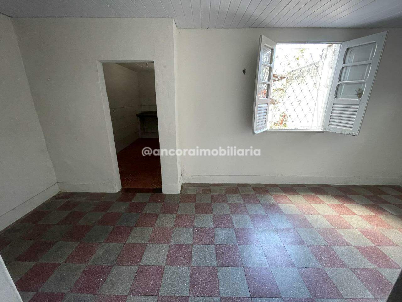 Casa para aluguel no Encruzilhada: 