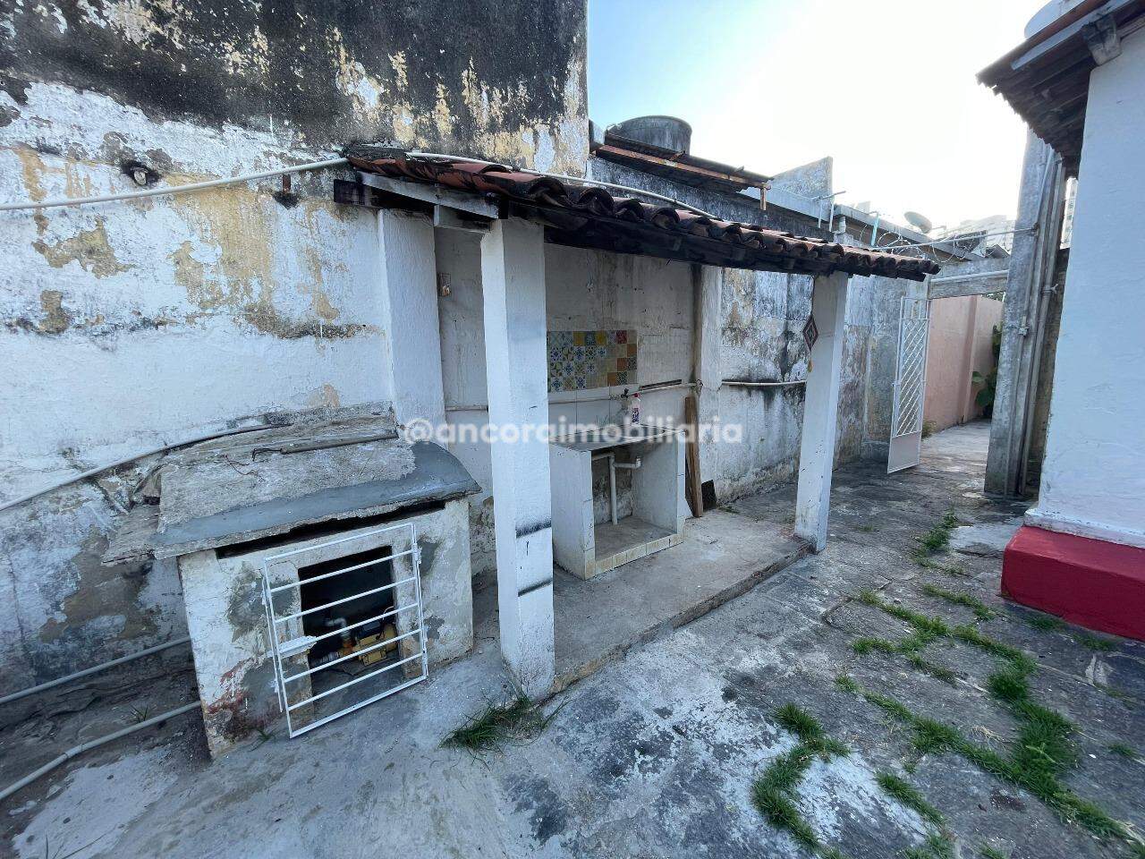 Casa para aluguel no Encruzilhada: 