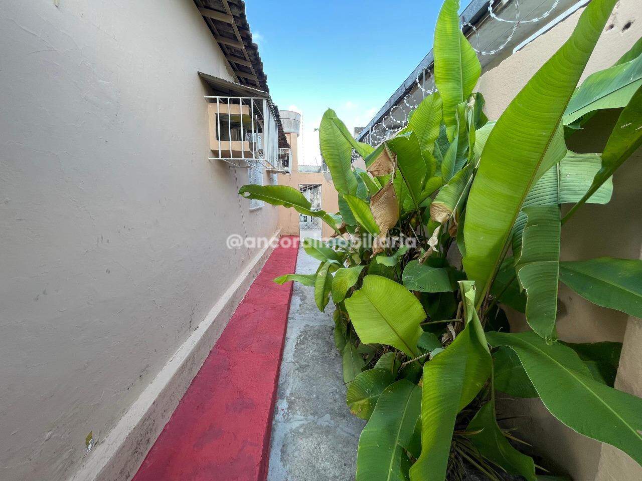 Casa para aluguel no Encruzilhada: 