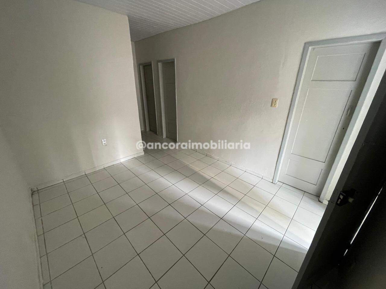 Casa para aluguel no Encruzilhada: 