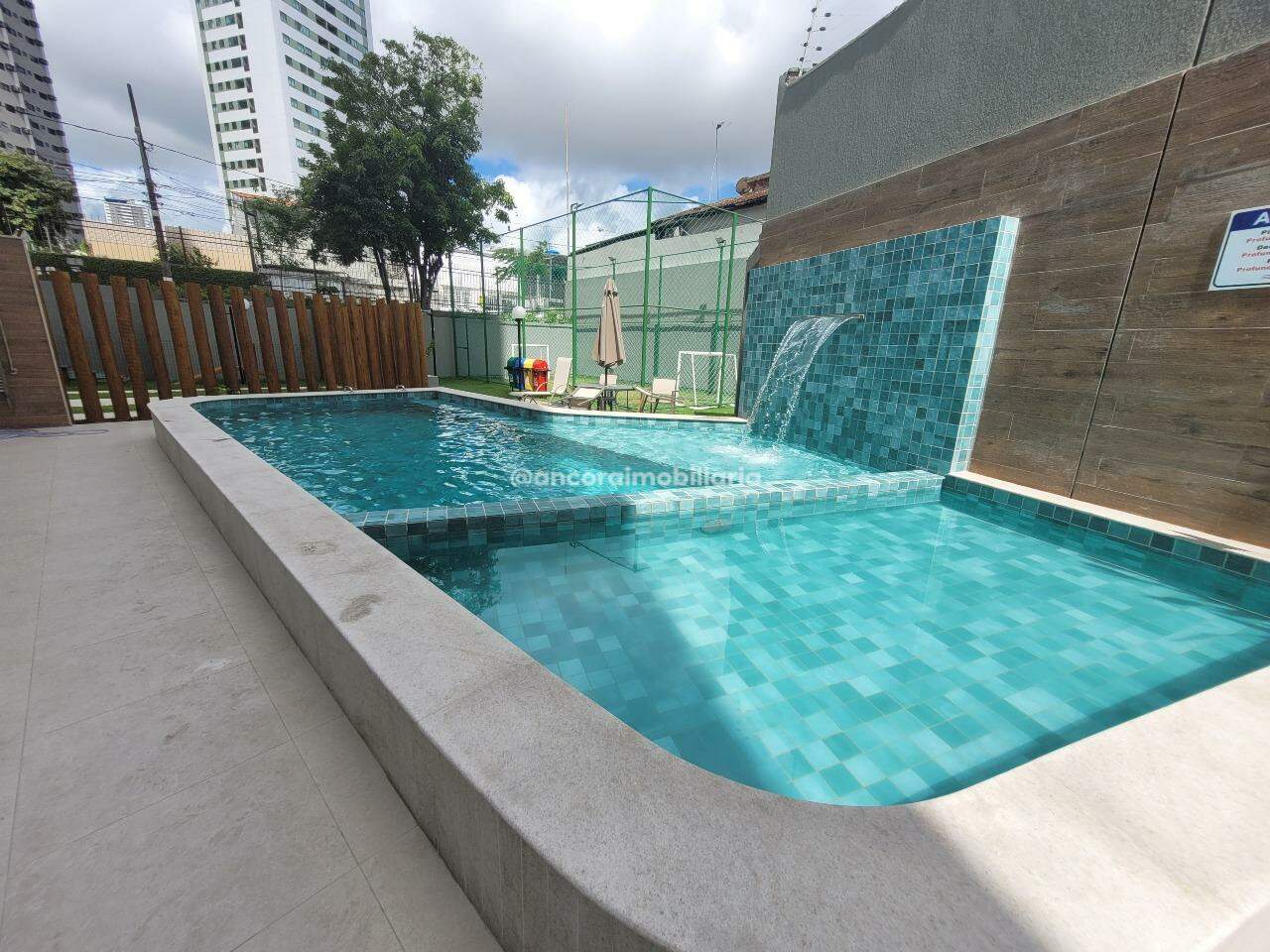 Apartamento para aluguel no Tamarineira: 