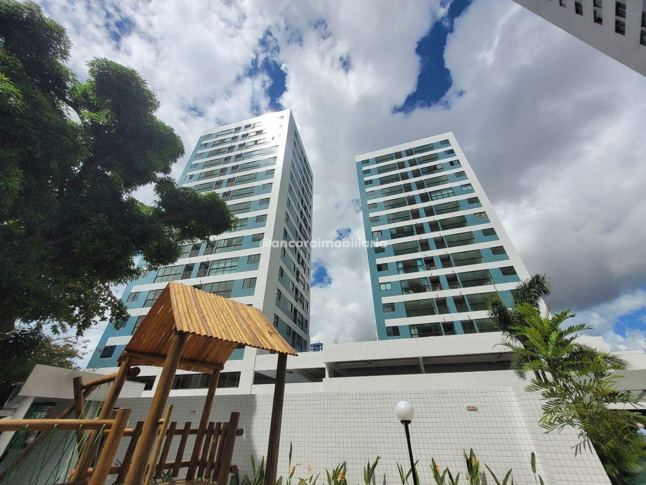 Apartamento para aluguel no Tamarineira: 