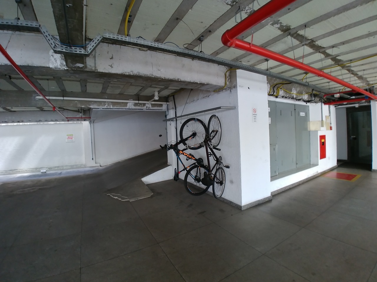 Sala para aluguel no Espinheiro: 