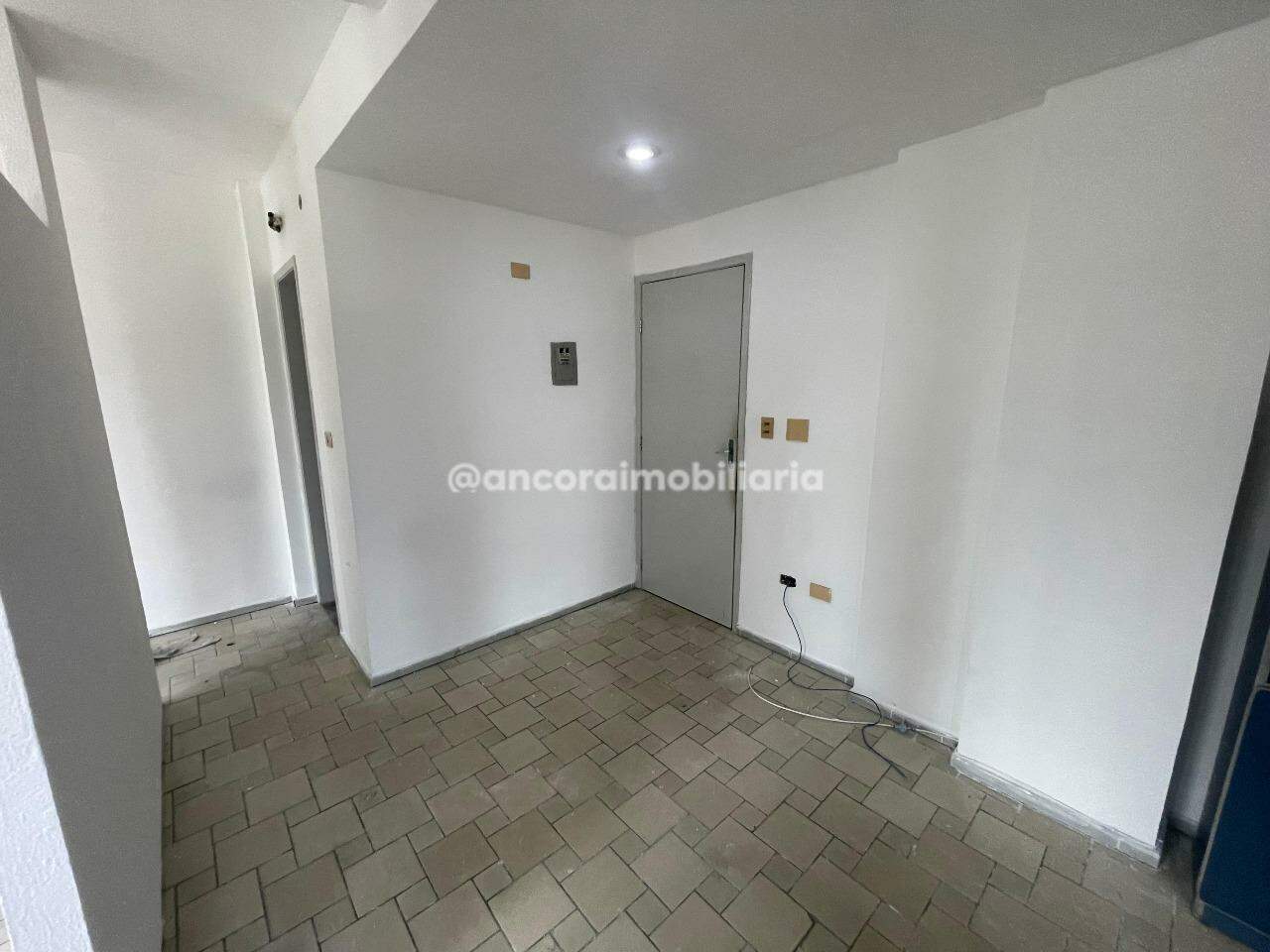 Sala para aluguel no Santo Amaro: 